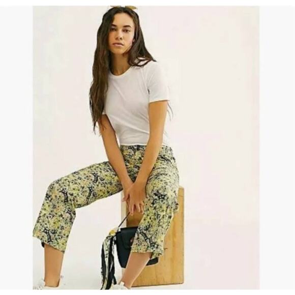 Free People Maui Paisley Multicolored Cropped Flare Pants Size 0 - Picture 1 of 5
